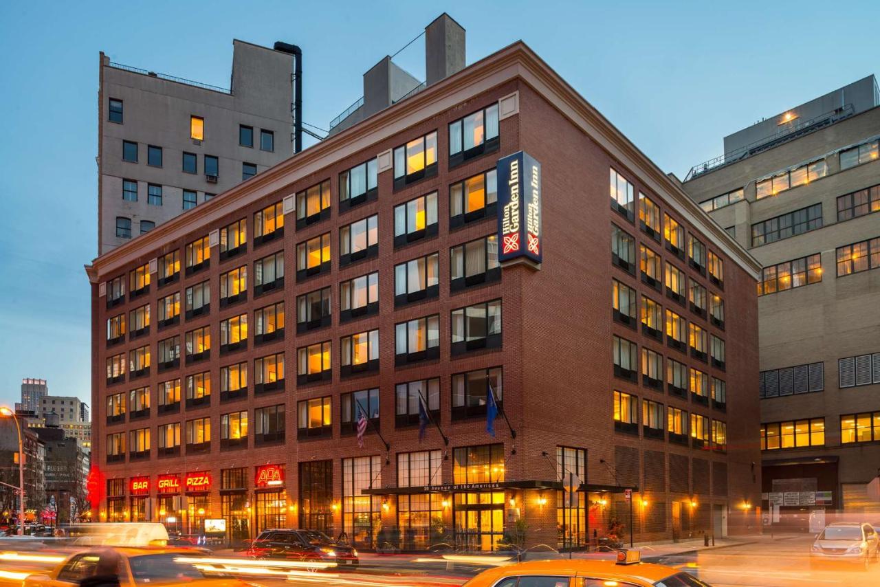 B&B New York City - Hilton Garden Inn New York/Tribeca - Bed and Breakfast New York City