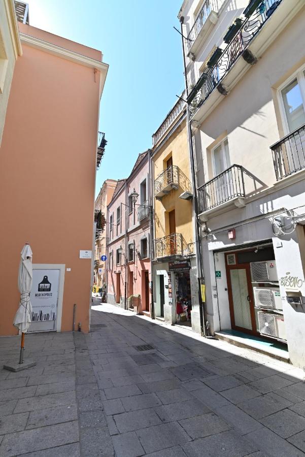 IzzHome Full Center Terrace - Ferienwohnung Cagliari