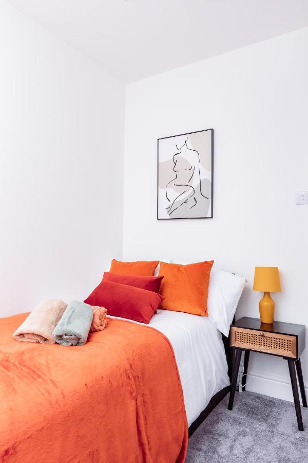 Brown Ball - B&B