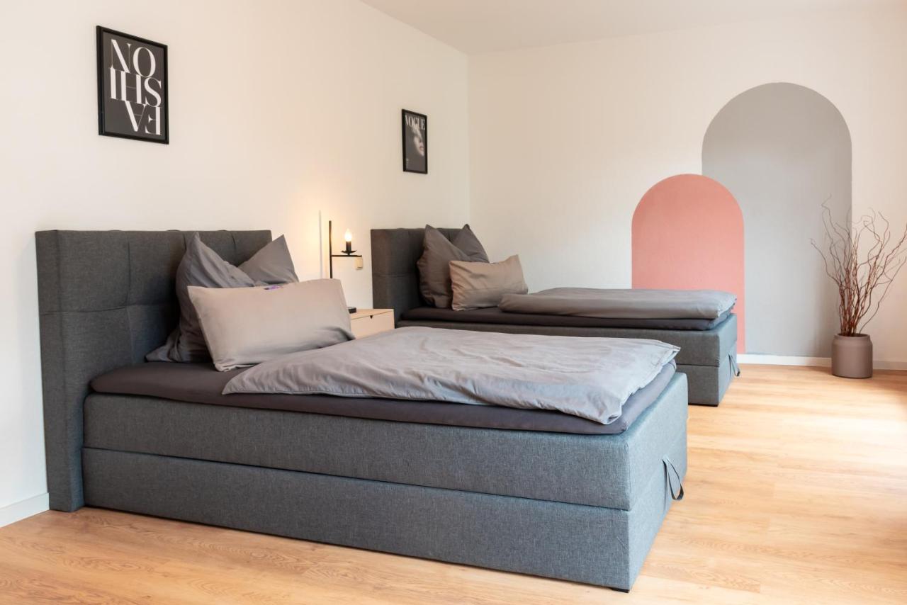 B&B Chemnitz - Studio THREE / Wifi / Netflix / 3 getrennte Betten - Bed and Breakfast Chemnitz