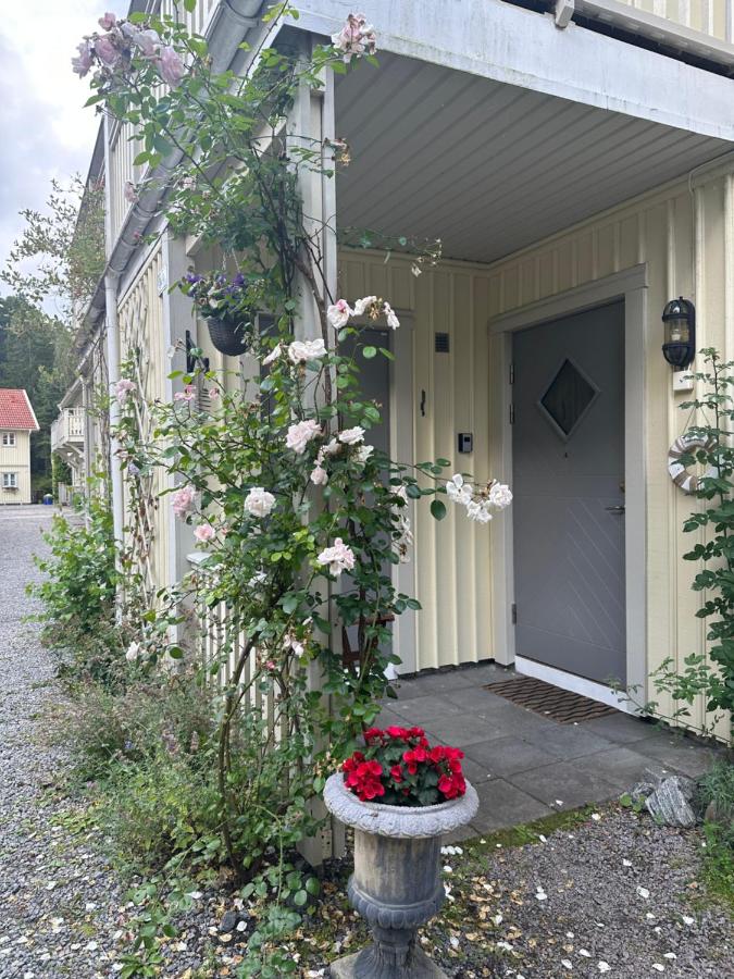B&B Strömstad - Romslig og sjønært feriehus på Nøtholmen - Bed and Breakfast Strömstad