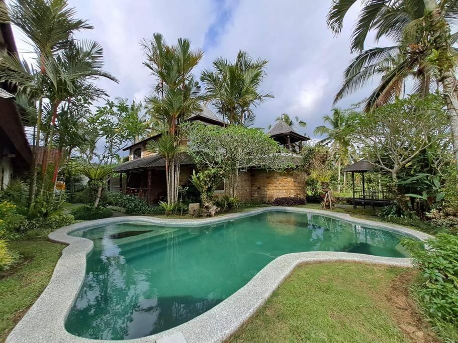 Dzawani Villa Ubud - Bed and Breakfast Tampaksiring