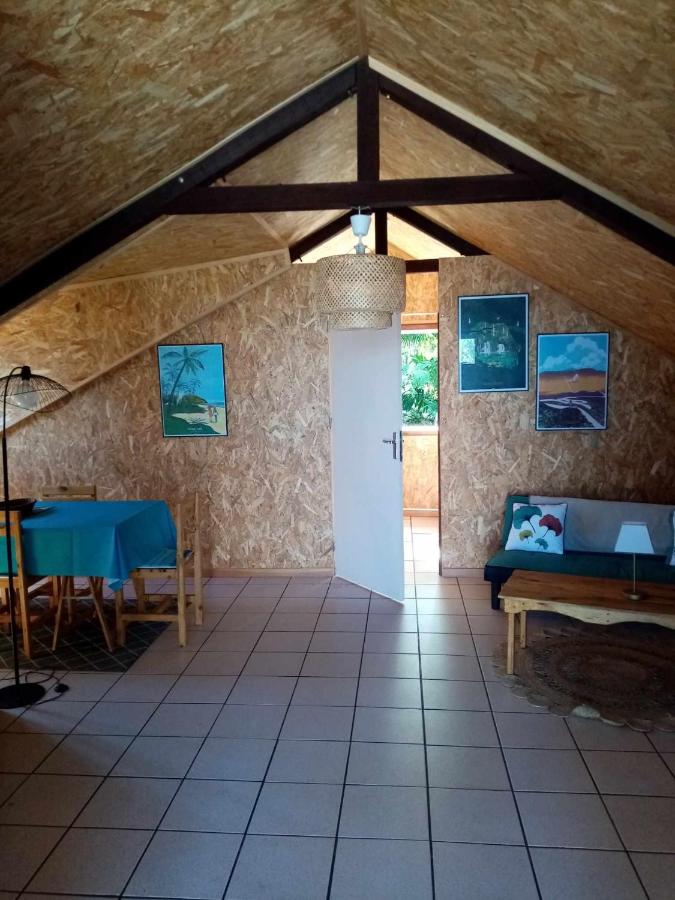 Chez Liliane et Henri - B&B Bois de Nèfles