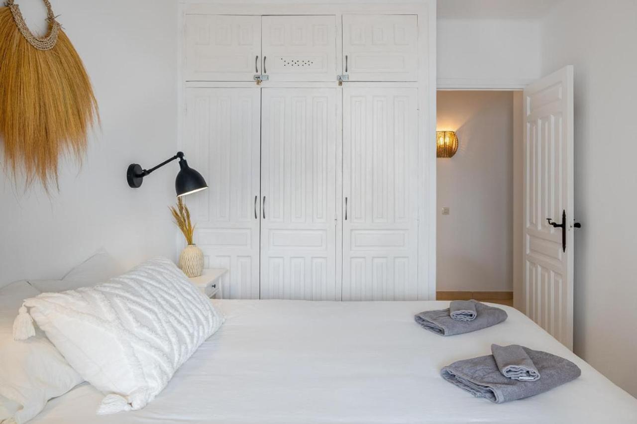 Apartment with Garden View