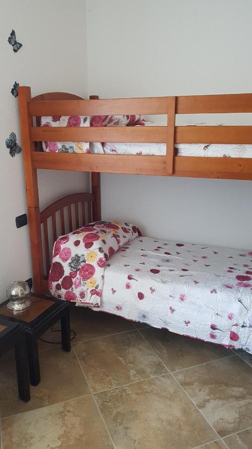Twin Room with Shared Toilet
