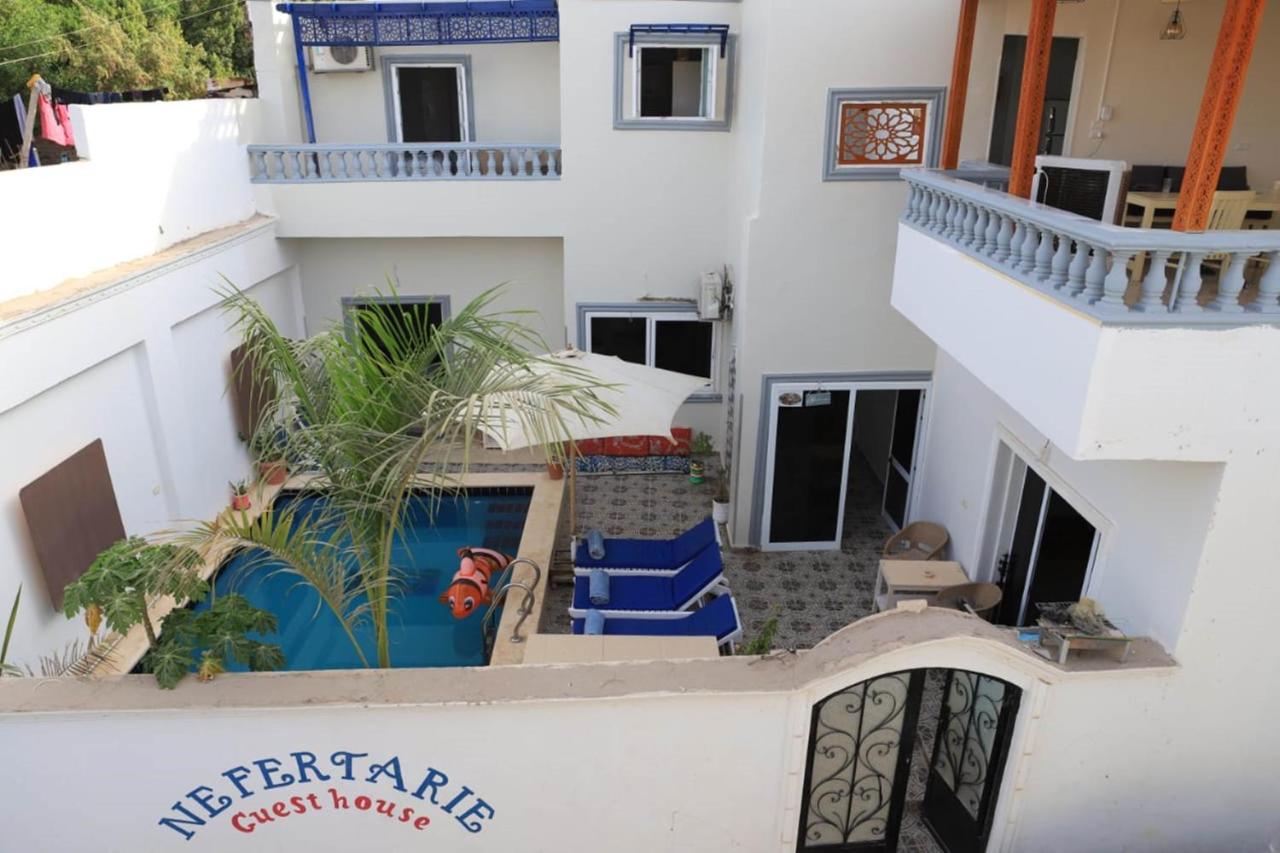 Nefertarie Guest House - B&B