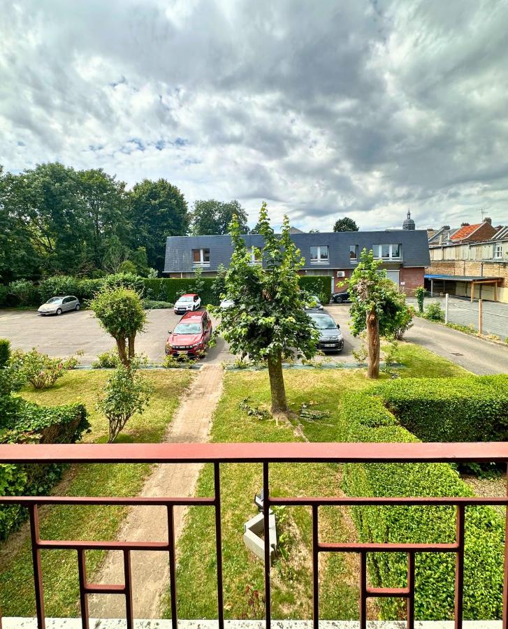 l'Estrade d'Amiens - Studio Atypique et de Standing - Wifi haut débit - 2p - Bed and Breakfast