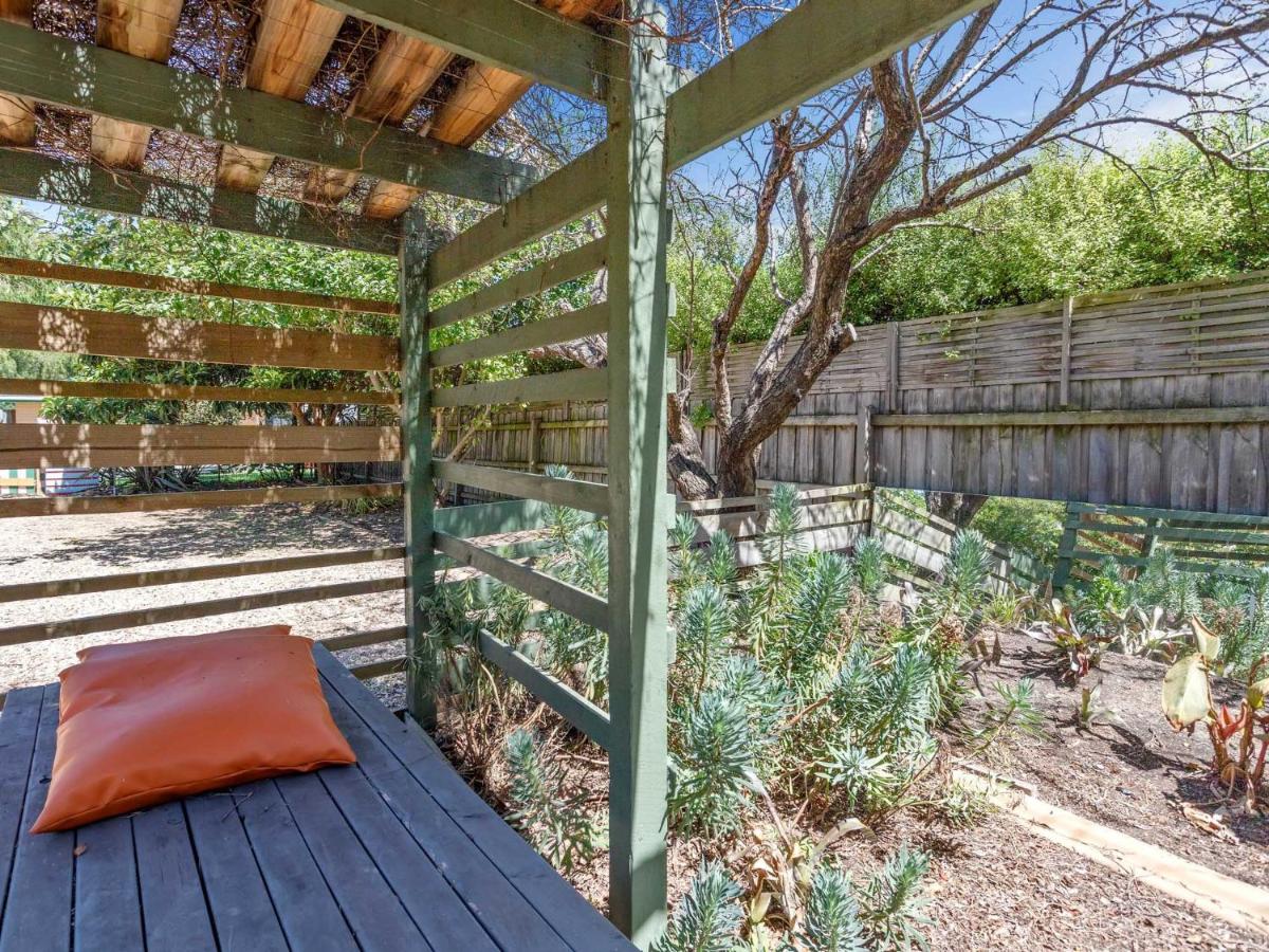Braidwood Beachouse by Ready Set Stay - BYO LINEN & TOWELS - B&B