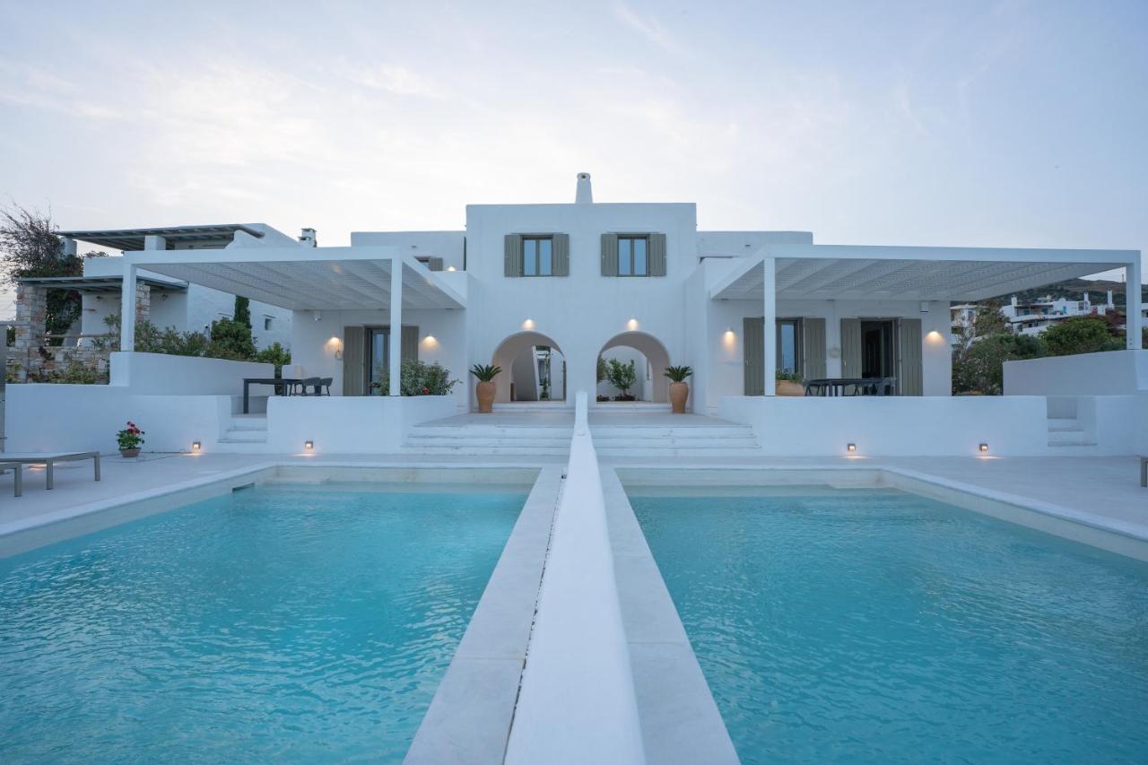 Paros Breeze Luxury Villa - B&B