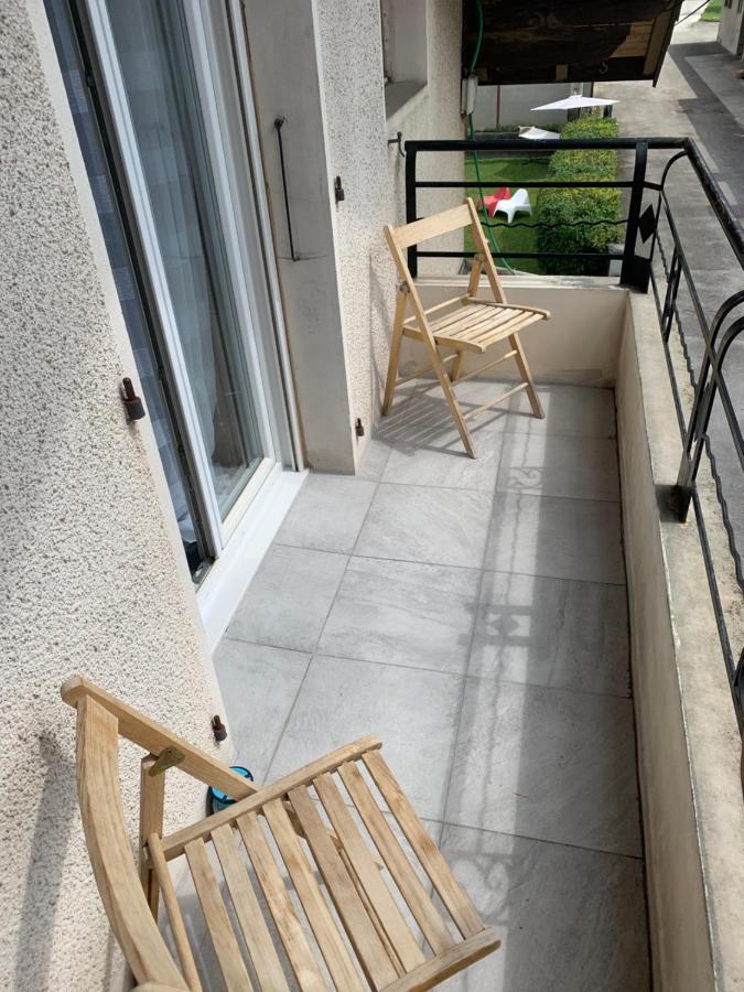 Coquet appartement aux pieds des montagnes - B&B