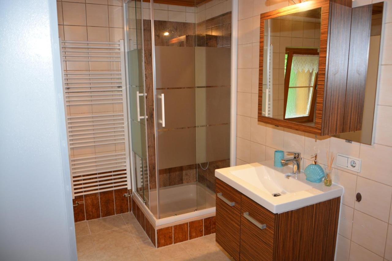 Chambre Simple Standard avec Salle de Bains Commune
