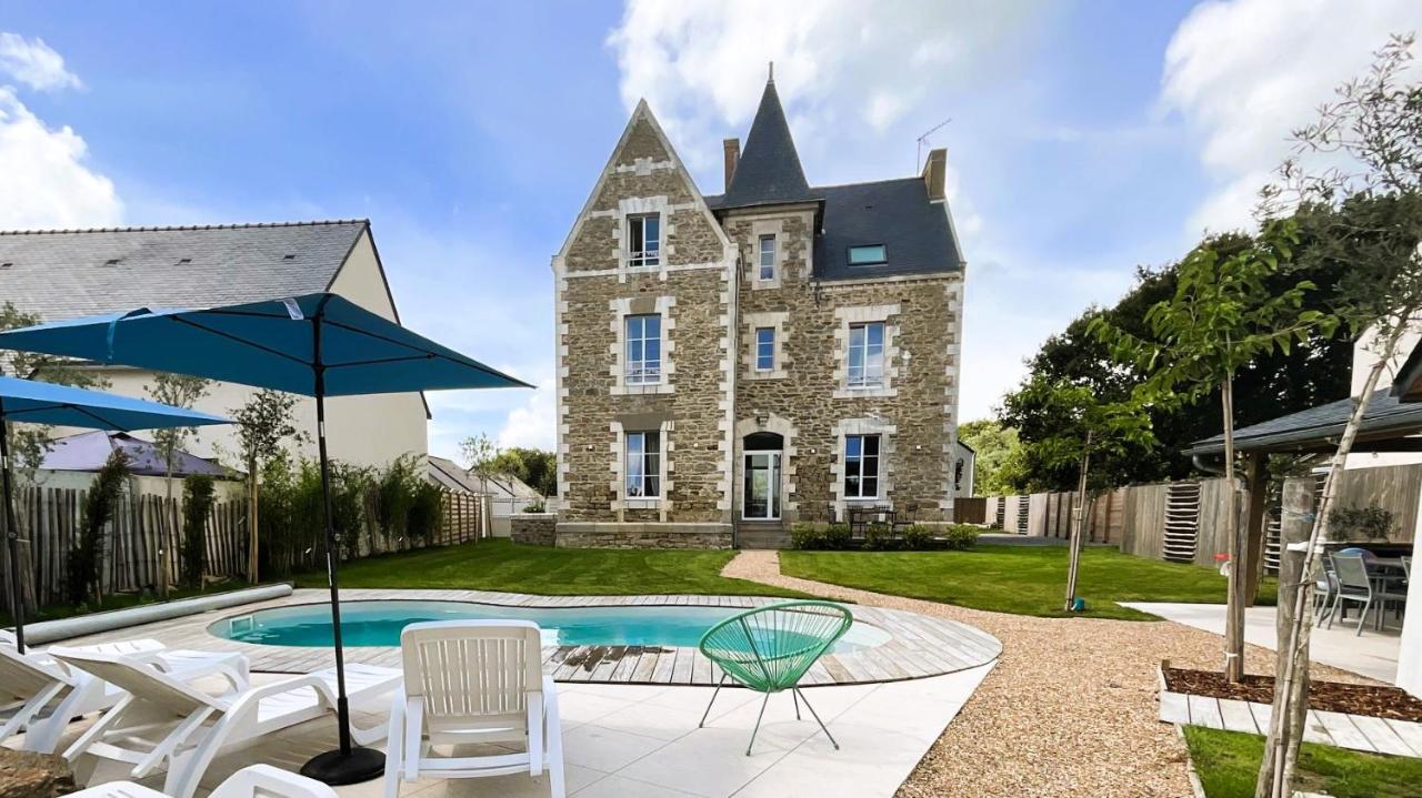 Manoir de la Fontaine Saint-Jean - Bed and Breakfast