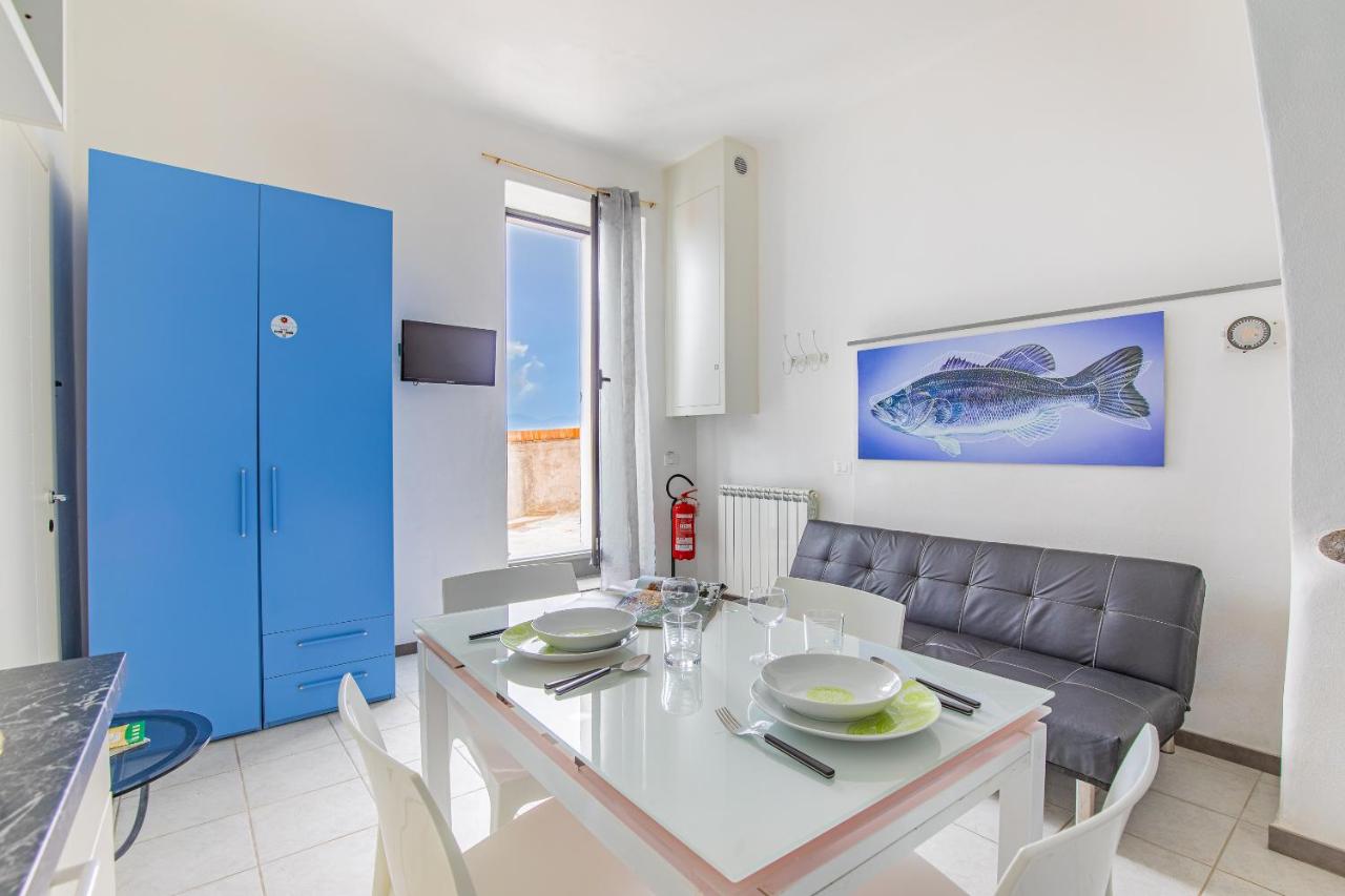 Pepita apartment , big window to the sea - B&B Manarola