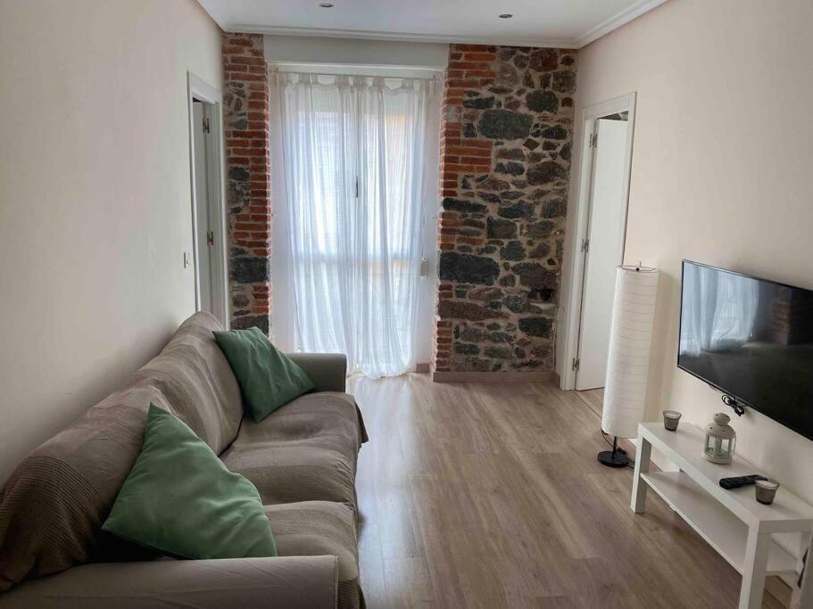 Precioso Piso muy cerca de la playa de salinas, Eysines 34 1izq - B&B