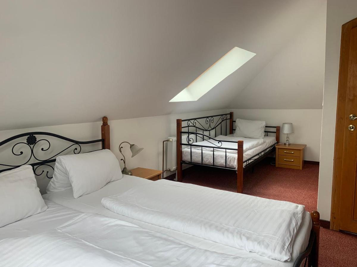 Comfort Triple Room