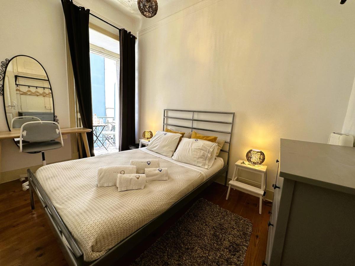Standard Double Room with Shared Bathroom