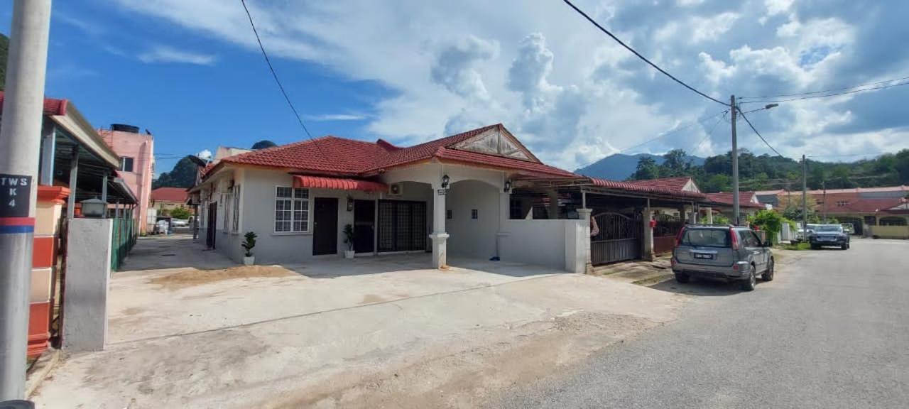 B&B Gua Musang - Sobey Laris Homestay IMAN GUA MUSANG - Bed and Breakfast Gua Musang