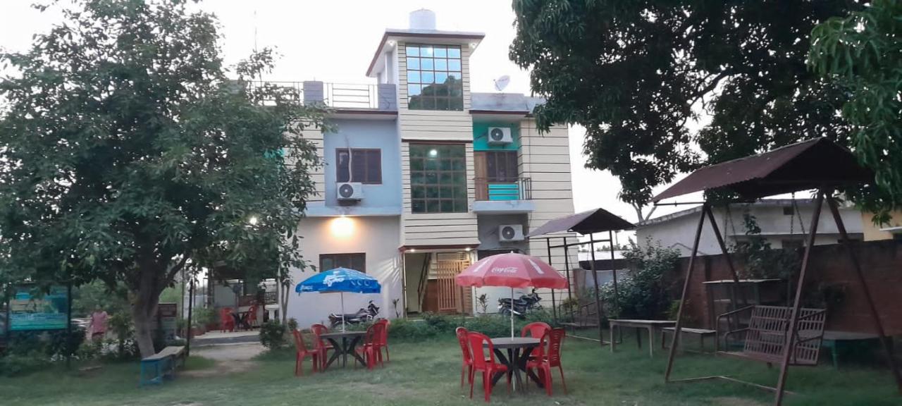 Corbett Rejoice Home Stay - B&B Jhirna