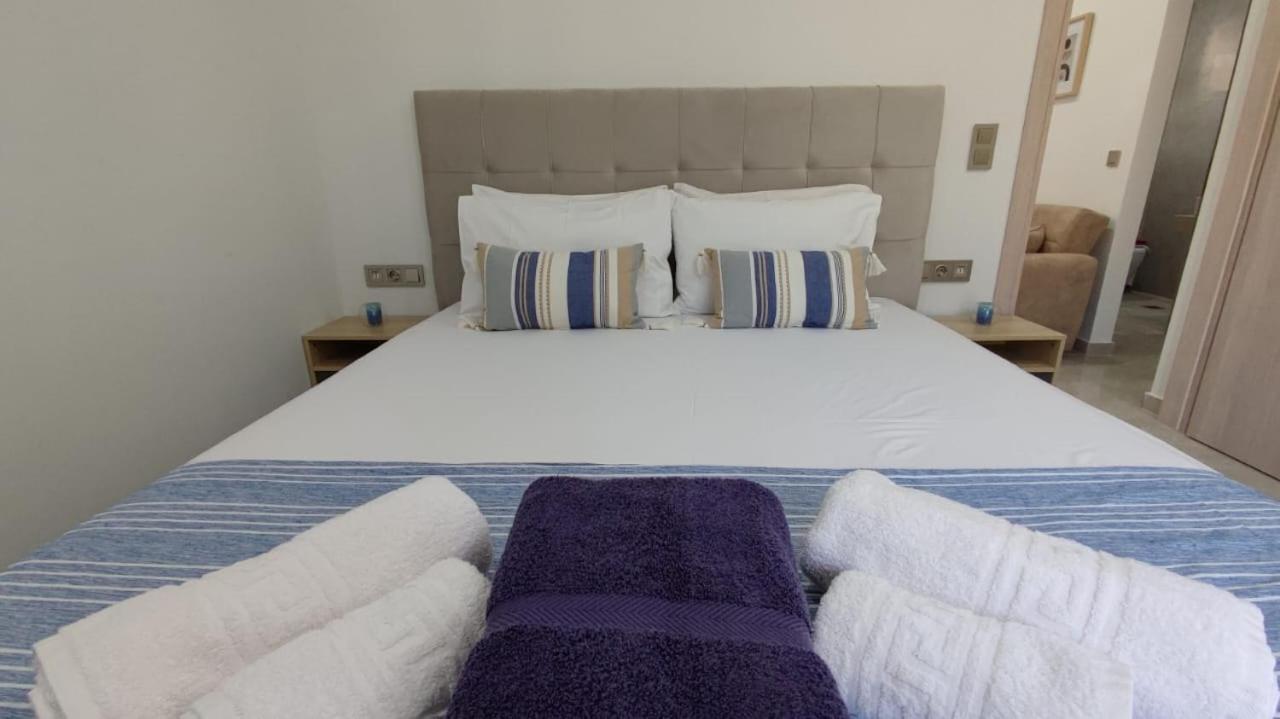 Oasis Apartment 1 - B&B Ypsos