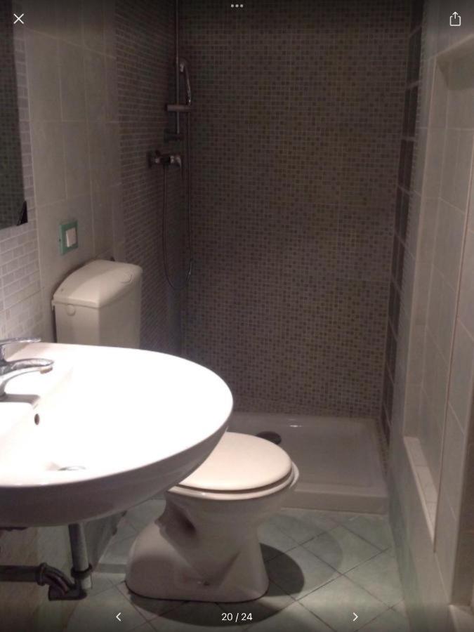 Camera Matrimoniale/Doppia con Letti Singoli con Bagno Privato