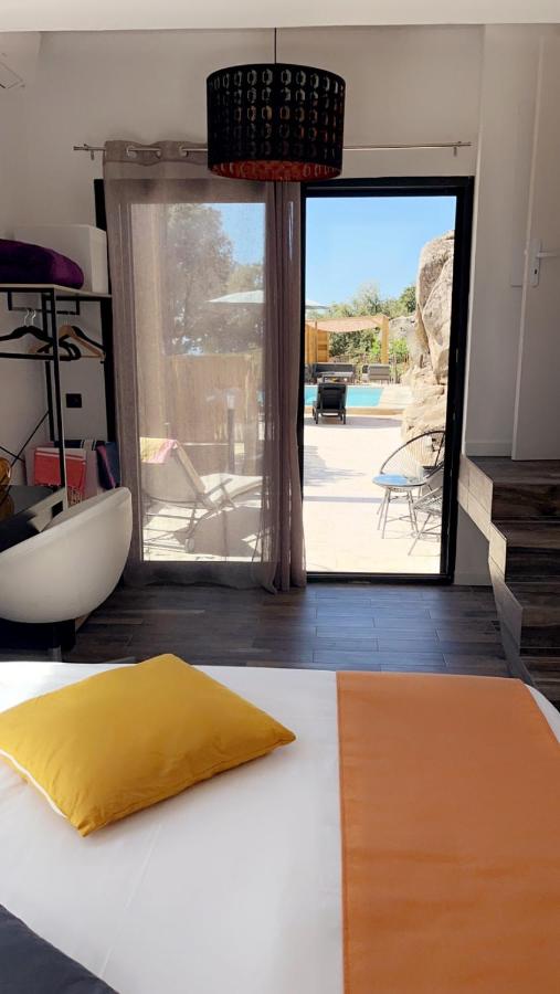 Bel appartement dans Villa avec piscine en Corse du Sud - Chambres d'hôtes Grossa
