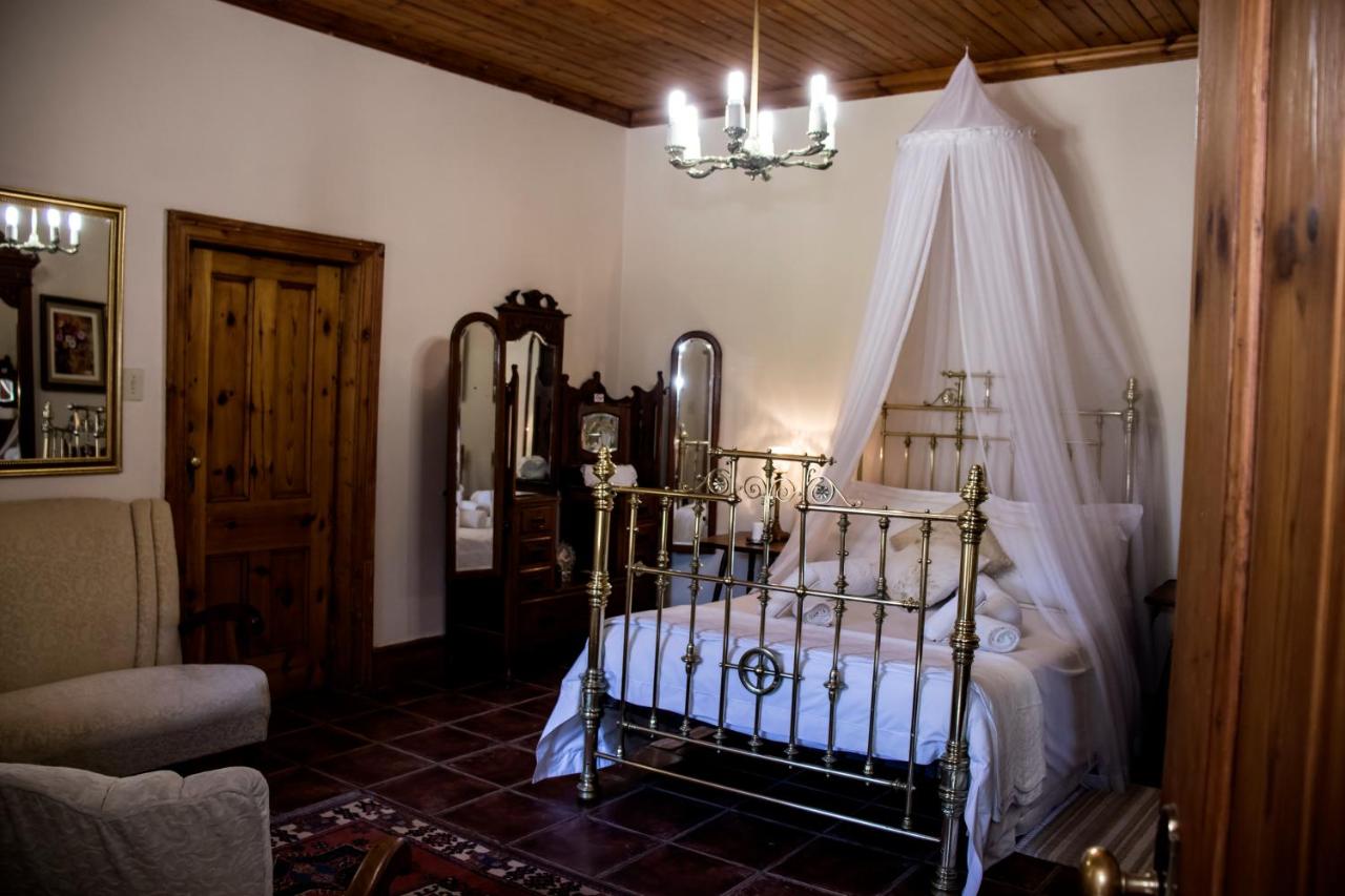 Guest Lodge Honeymoon Suite
