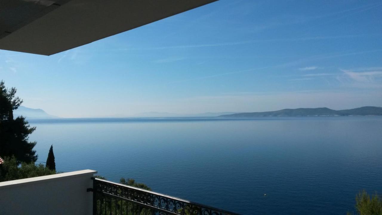 One-Bedroom Apartment with Balcony and Sea View