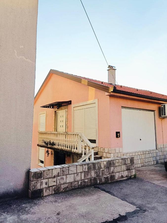 Poseidon House - B&B
