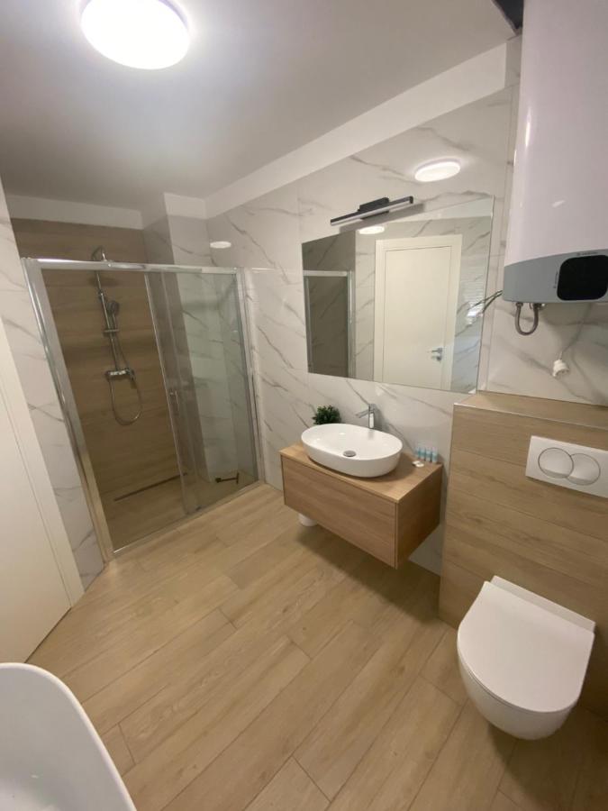 Appartamento con 2 Camere da Letto e Terrazza