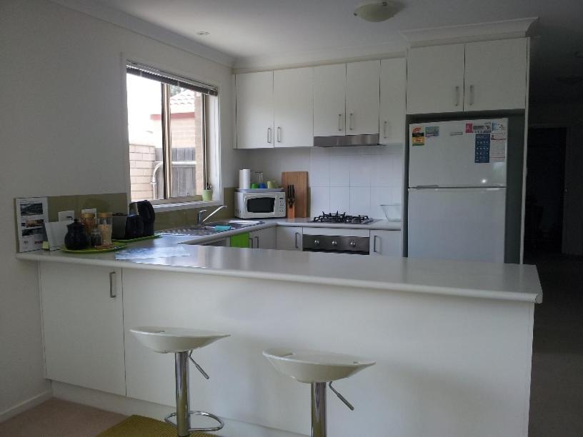 Entire 2BR sunny house @Franklin, Canberra - Chambres d’hôtes