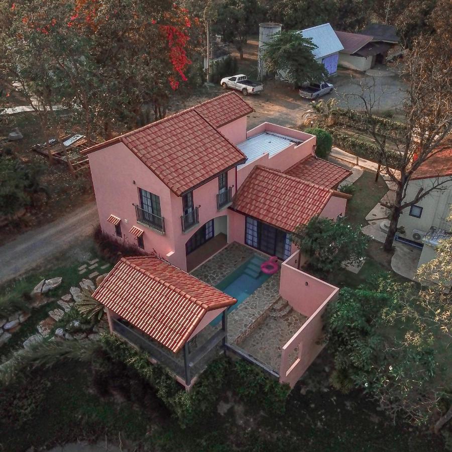 Pink Villa by Tubtao Sleepy Hill - Ferienwohnung