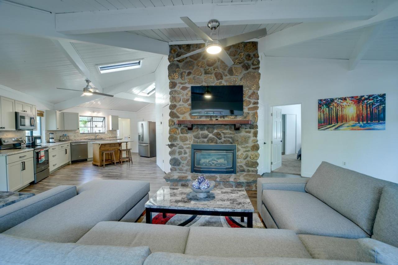 Hike, Golf and Fish Cozy Retreat in Munds Park! - Chambres d’hôtes Munds Park