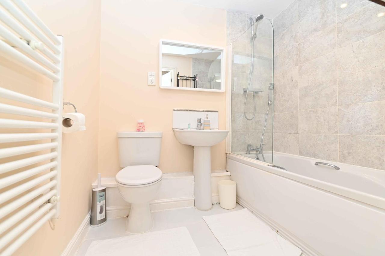 One Bedroom Apartment TCA-78 - B&B