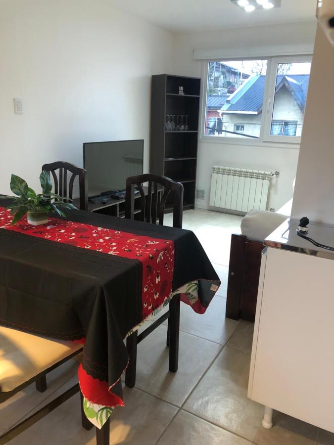 Eden Ush Dpto Centro - Ferienwohnung Ushuaia