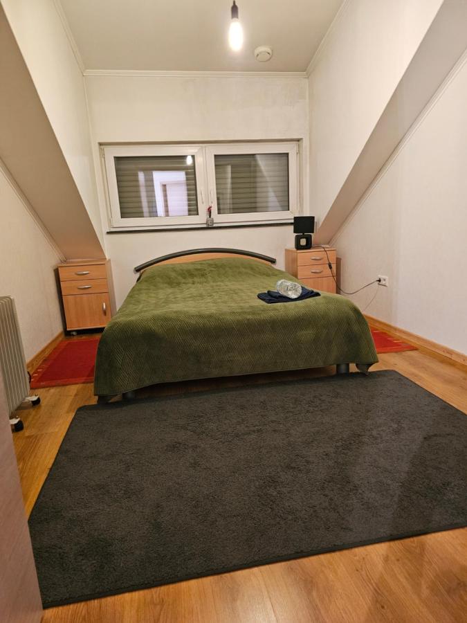 Chambre privé dans belle maison 2 - B&B Ettelbruck