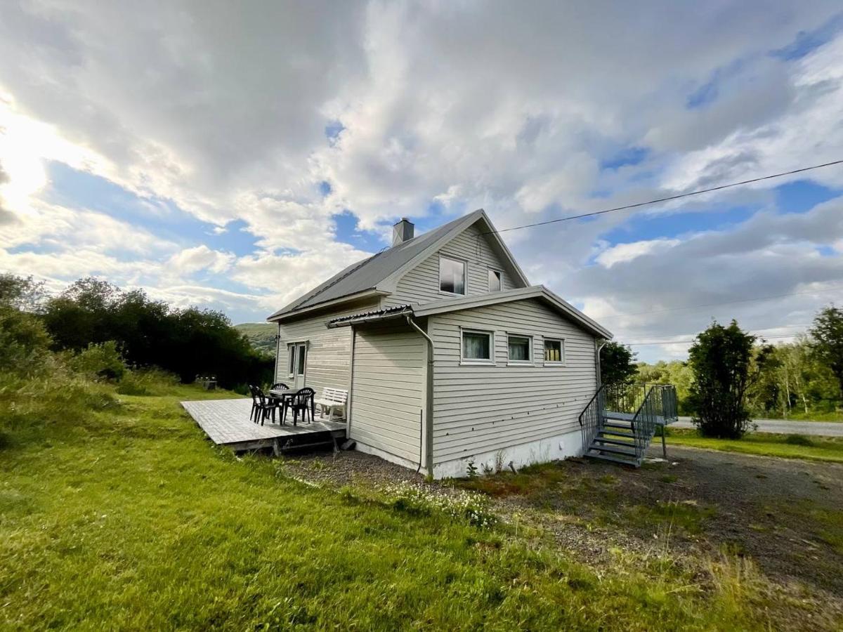 Lofoten Hiking Base - B&B Haukland