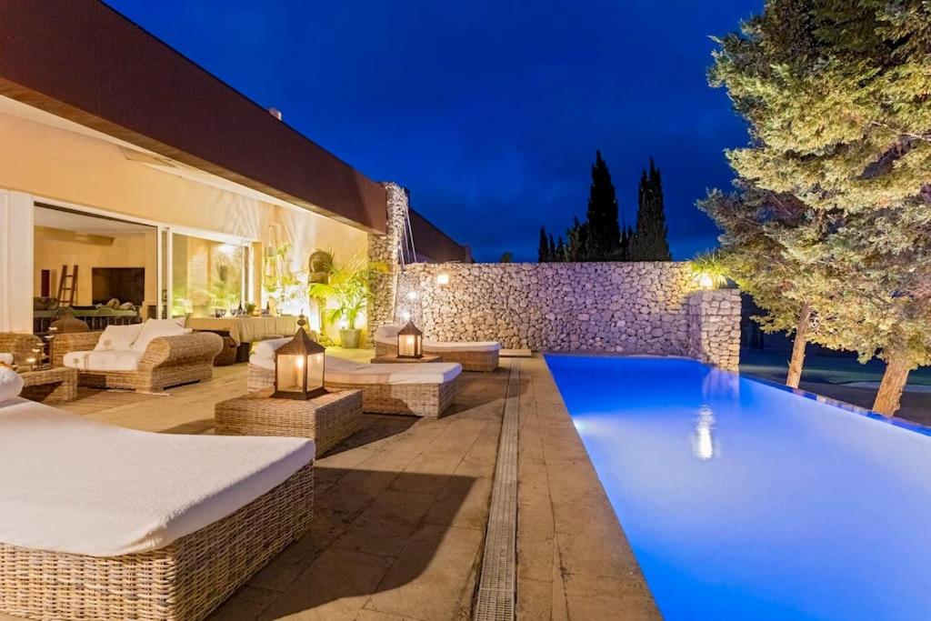 Villa Golf, Cala Olivera - Chambres d’hôtes