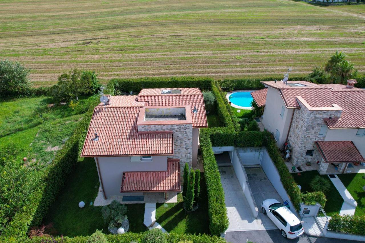 Villa Eden - Borgo degli Olivi - B&B