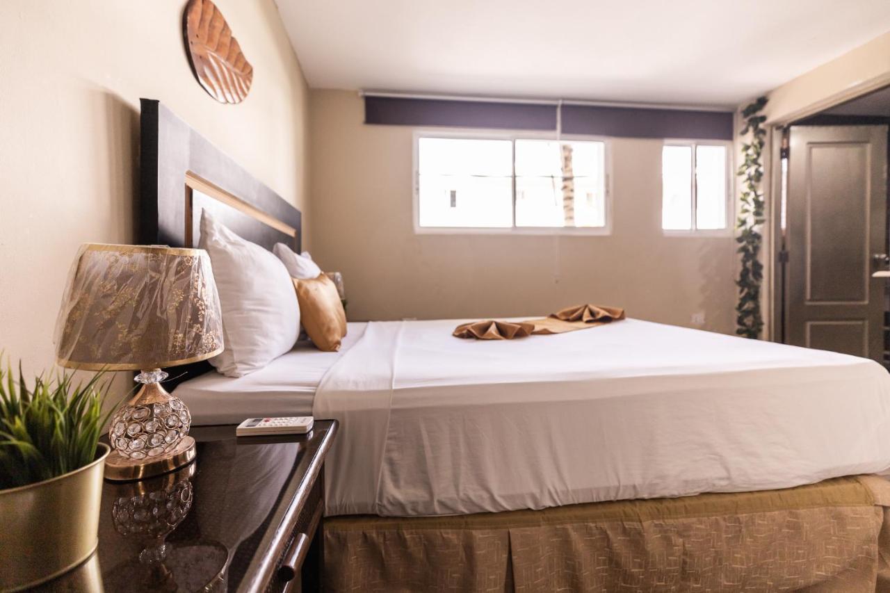 Deluxe Double Room with Extra Bed