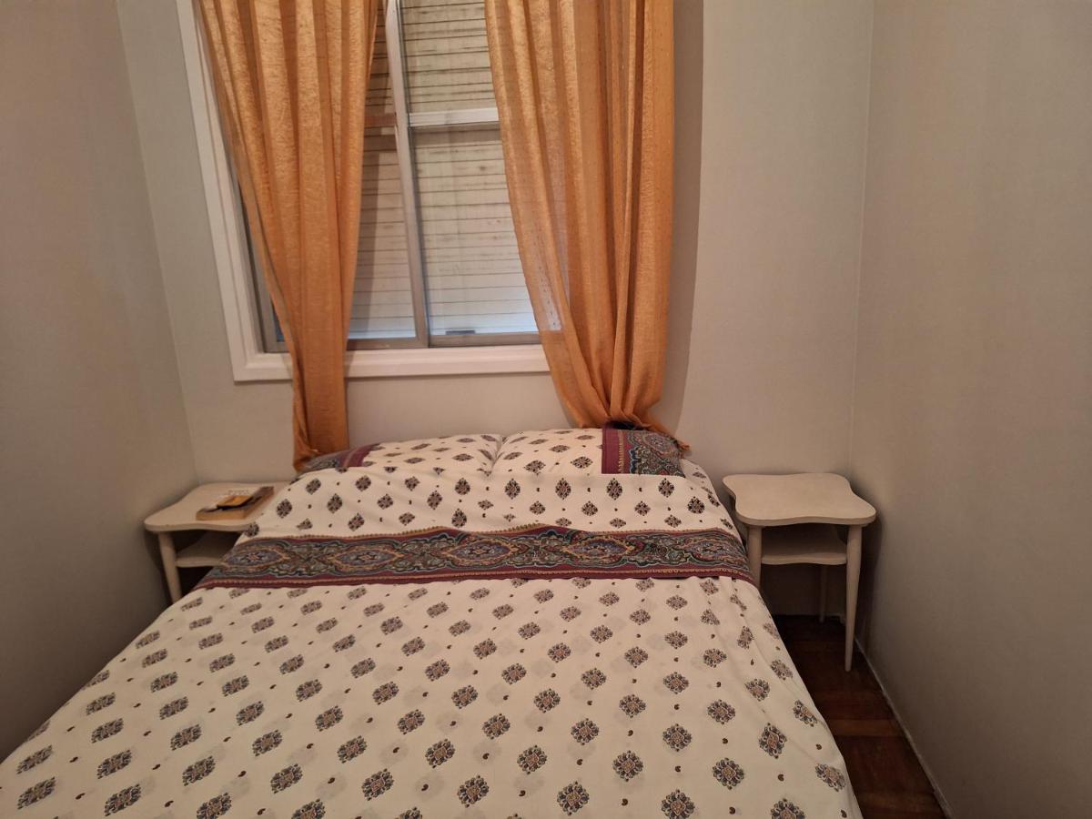 Guarujá Pitangueiras - frente ao mar - Recém reformado - B&B Guarujá