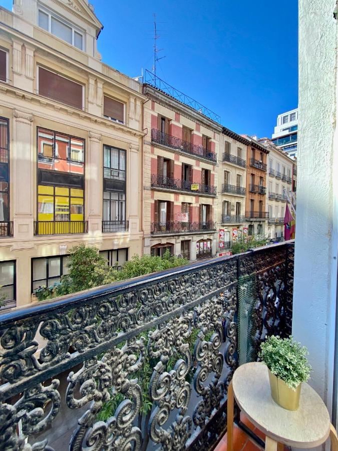 Charming Puerta del Sol Center - 6 Bedrooms - Ferienwohnung