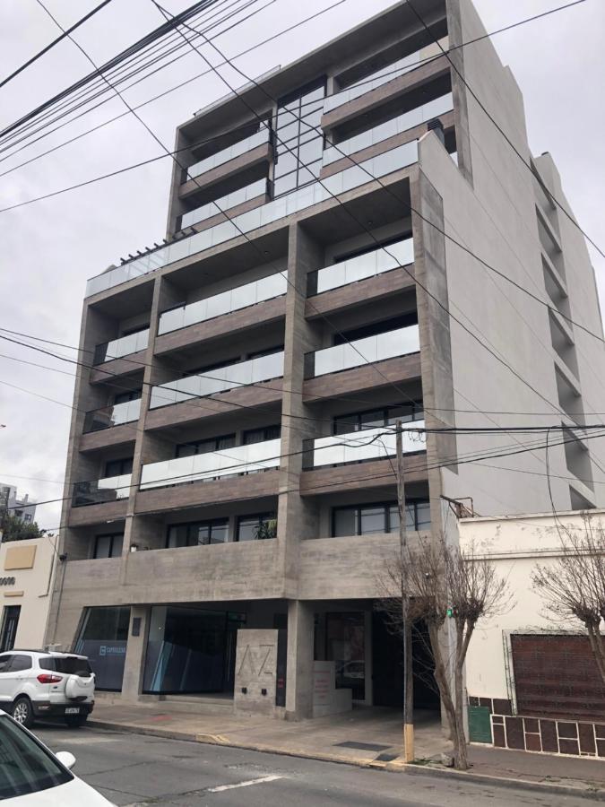 Departamento en primer piso a 900 metros de La Balcarce - B&B