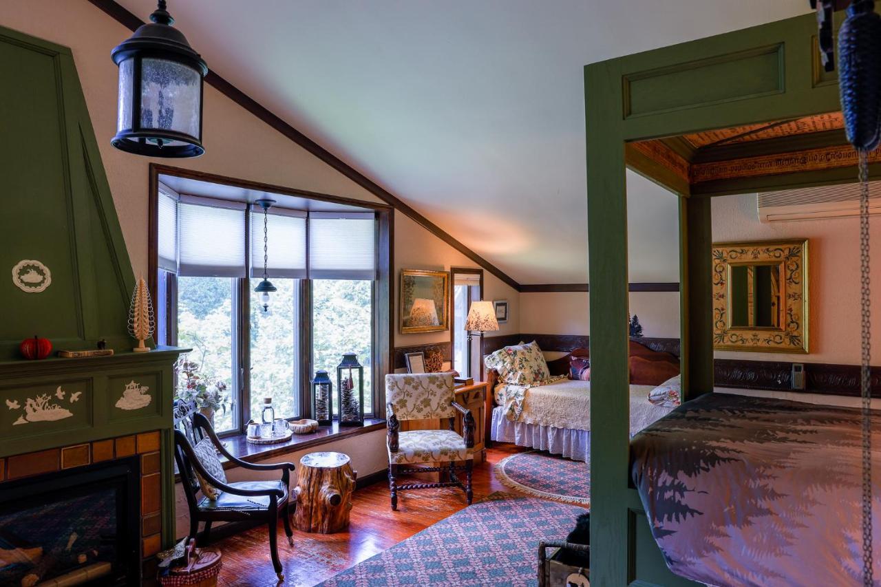 Chambre Double de Luxe avec 1 Lit Double et 1 Lit Simple