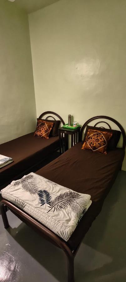 Snoopy homestay Two Bedroom - Bed and Breakfast Batu Pahat