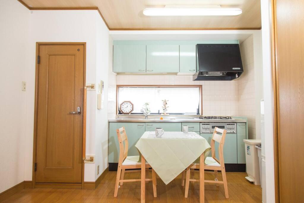 Direct to Namba Warm family House 4ppl Near Donki LIUBJ3 - Chambres d'hôtes Osaka