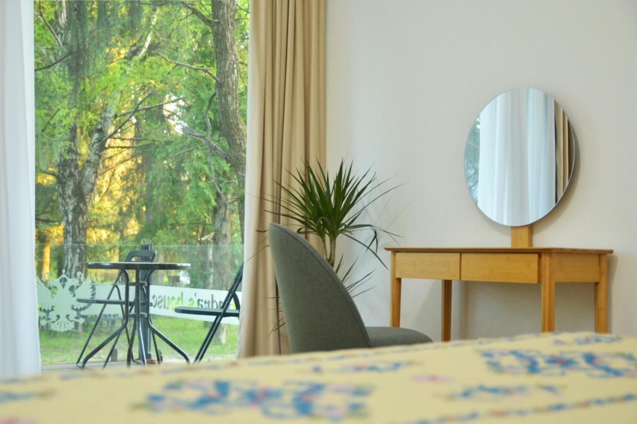 Bungalow with Garden View