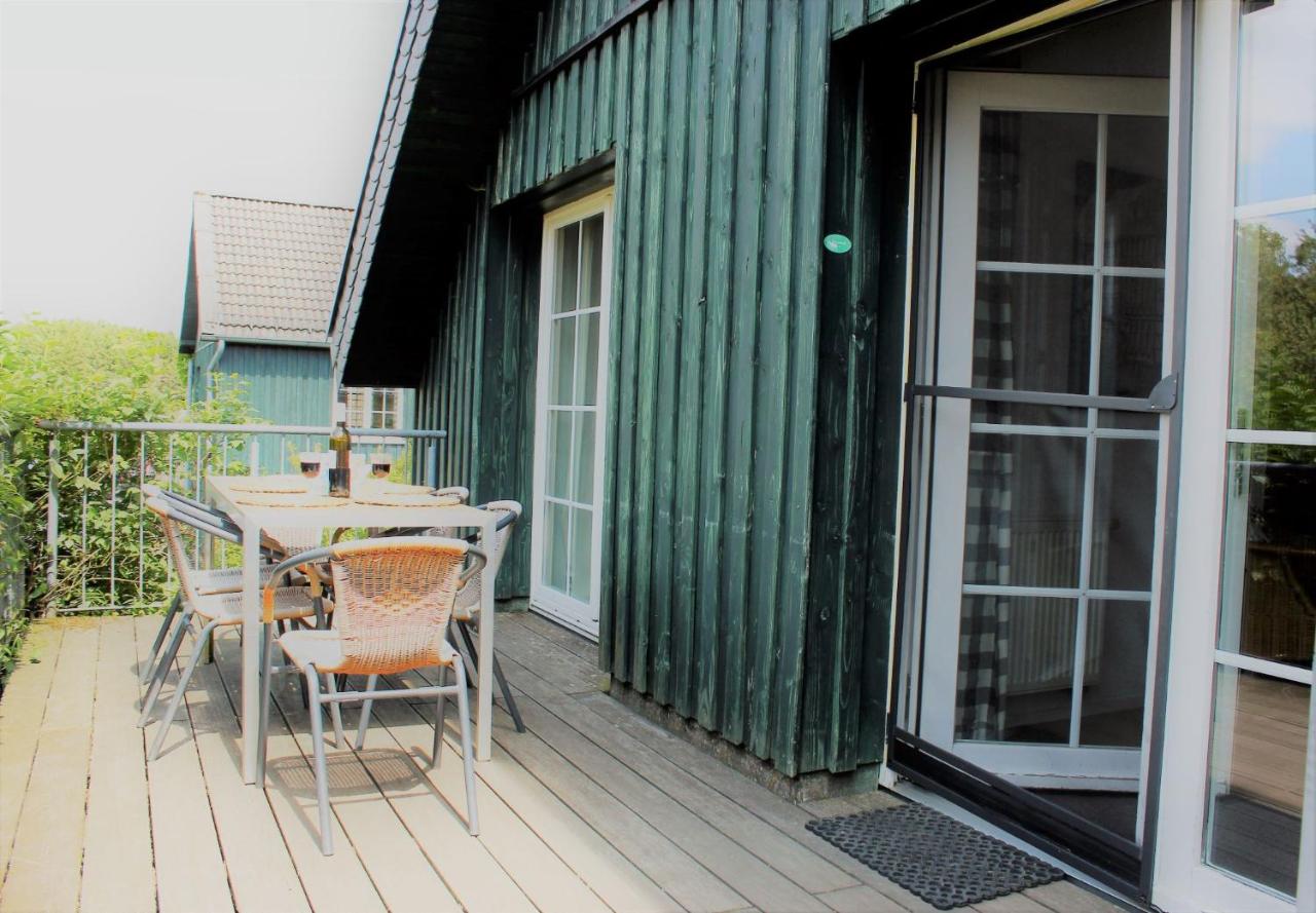 Apartment mit Balkon