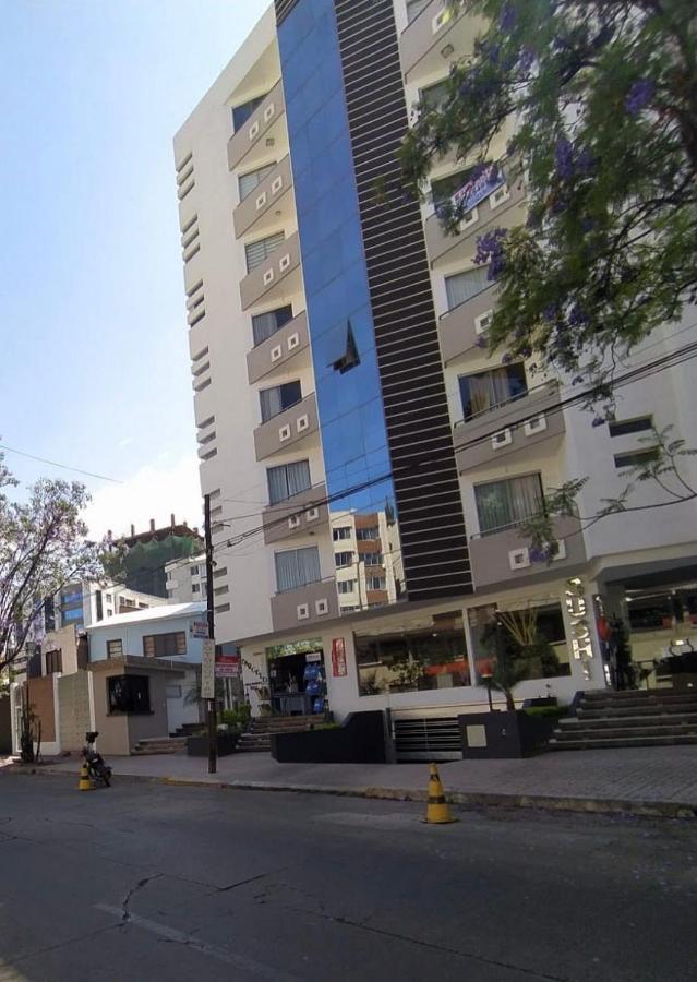 Acogedor departamento en el corazón de cochabamba - Ferienwohnung