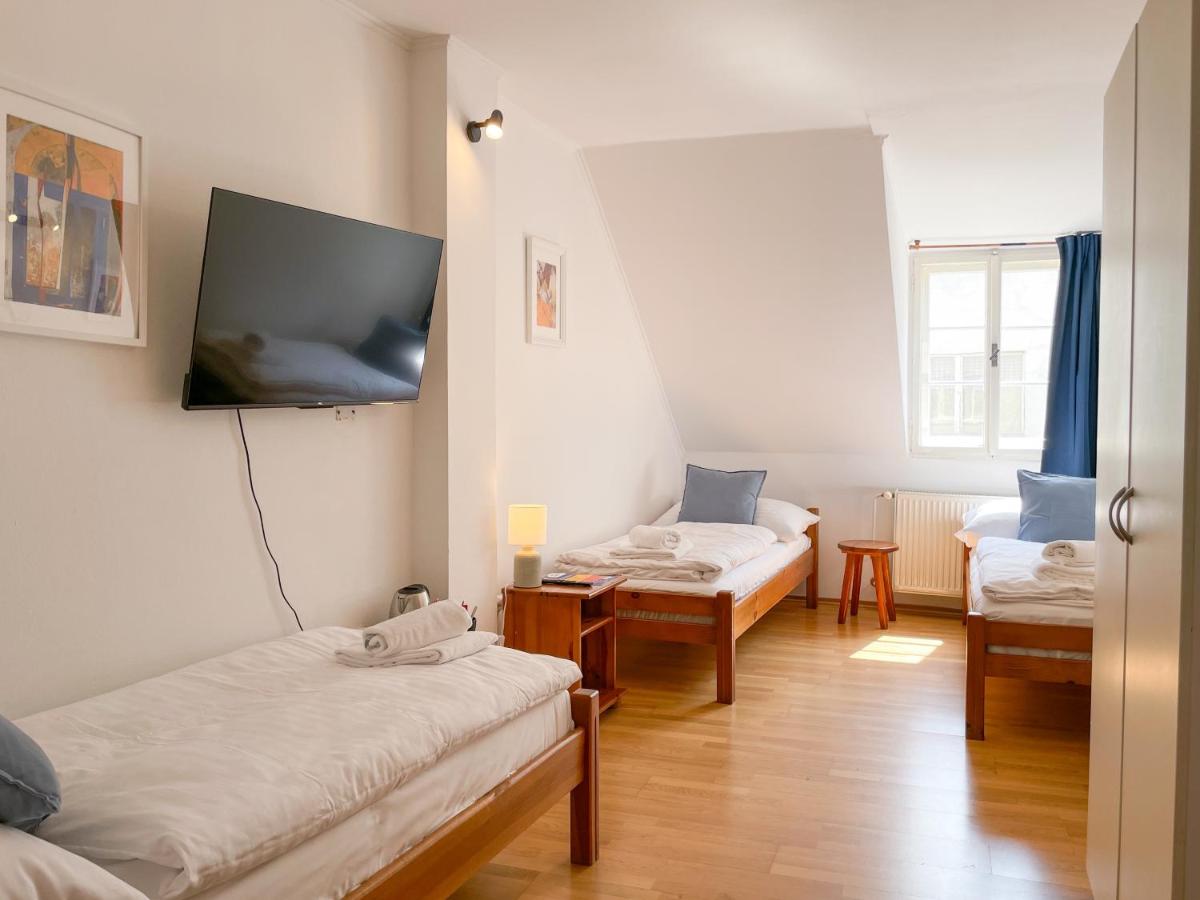 Dreibettzimmer