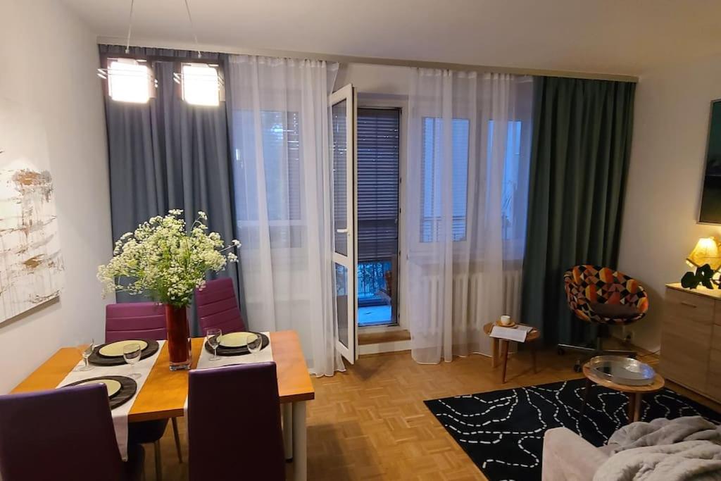 Zielona Wiolinowa - Bed and Breakfast Warschau